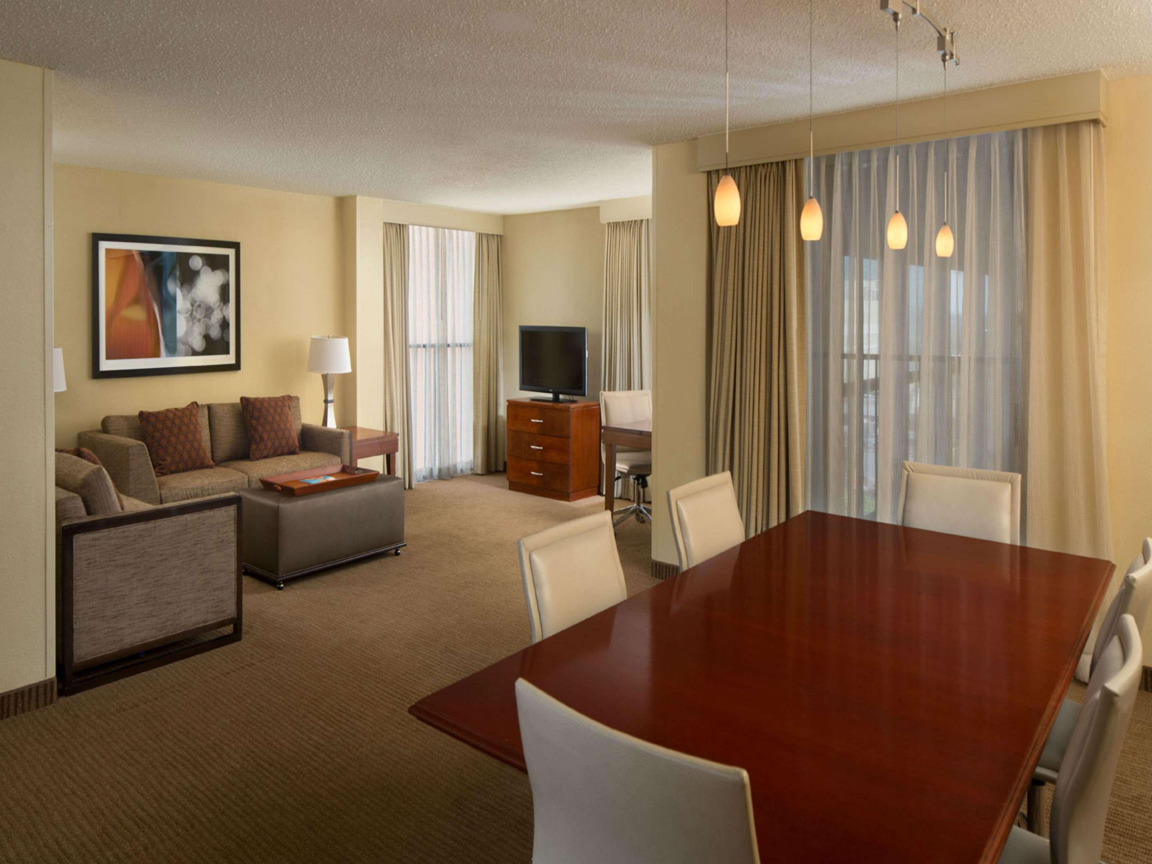 Embassy Suites Winston-Salem Exteriör bild